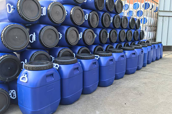 High-quality polyethylene glycol and anionic surfactant bulk products in drums by NTJN