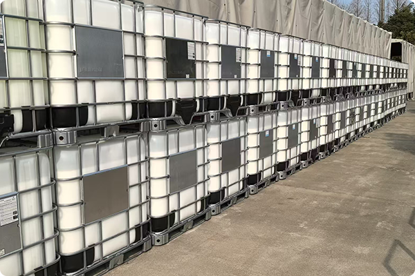 Large box packaging of tailored emulsifier and polyether polyol solutions from NTJN