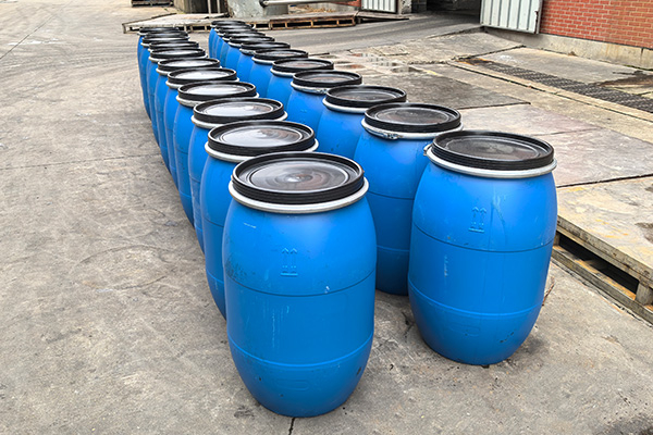 Drum packaging of NTJN nonionic surfactant and emulsifier for secure transportation